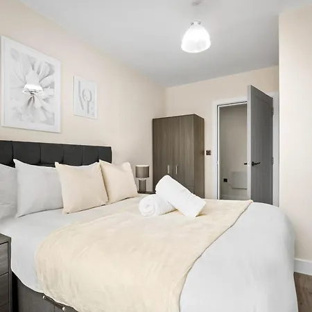 Apartment New Luxury - Two Bedroom - Centre - Jq 7ah
